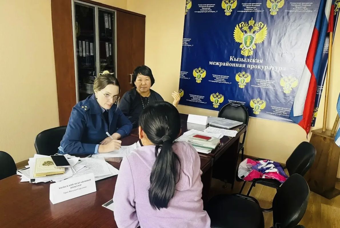 Кызылский межрайонный прокурор Наталья Грек провела личный прием участников СВО и членов их семей