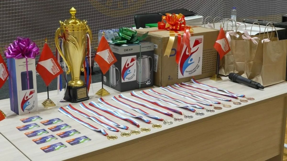 В универсальном спортивном комплексе «Субедей» состоялась первая спартакиада среди проектных офисов органов исполнительной власти Тувы В универсальном спортивном комплексе «Субедей» состоялась первая спартакиада среди проектных офисов органов исполнительной власти Тувы