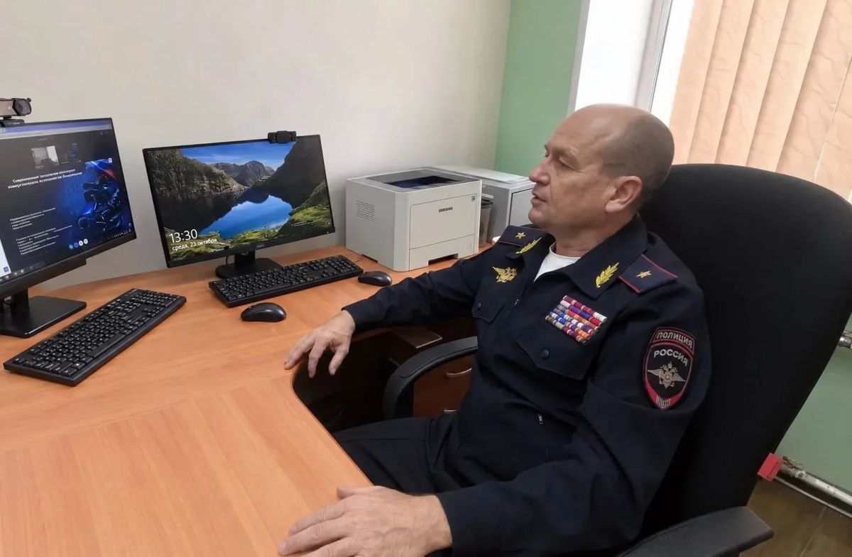 Министр внутренних дел Тувы Юрий Завьялов присоединился к занятию руководителей пресс-служб МВД России в режиме видеоконференцсвязи
