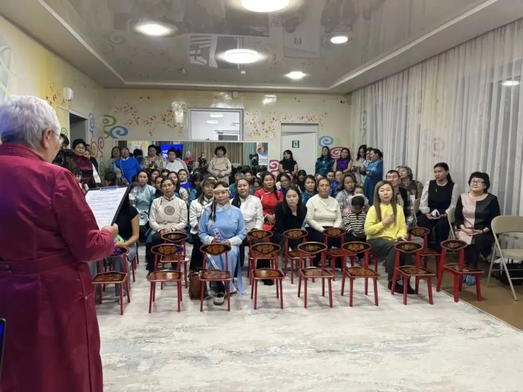 В Республике Тыва начал реализовываться проект «Родители за сохранение родного языка» В Республике Тыва начал реализовываться проект «Родители за сохранение родного языка»