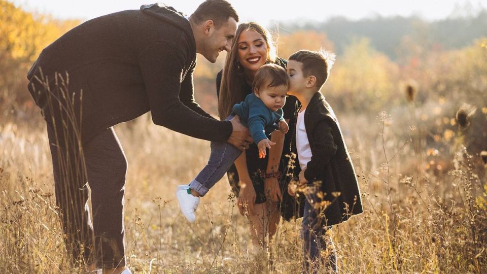 Как получить семейную налоговую выплату: условия и советы