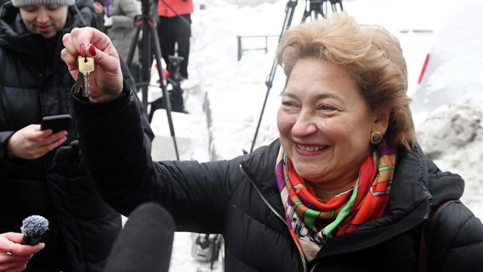 Лариса Долина покинула квартиру: адвокат Полина Лурье раскрывает детали