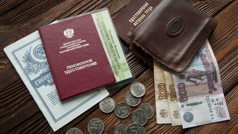 Как декрет влияет на вашу пенсию: важные нюансы и советы