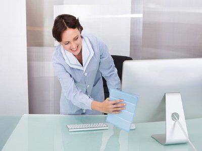 Клининговые услуги: идеальная уборка для вашего офиса и дома